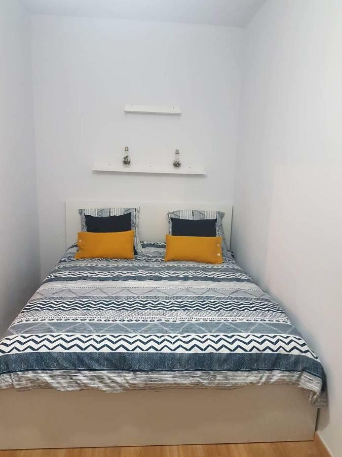 21 Bis Rue De La Croix Appartement อาวีญง ภายนอก รูปภาพ