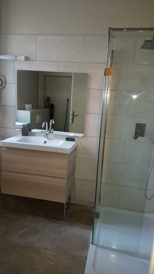 21 Bis Rue De La Croix Appartement อาวีญง ภายนอก รูปภาพ